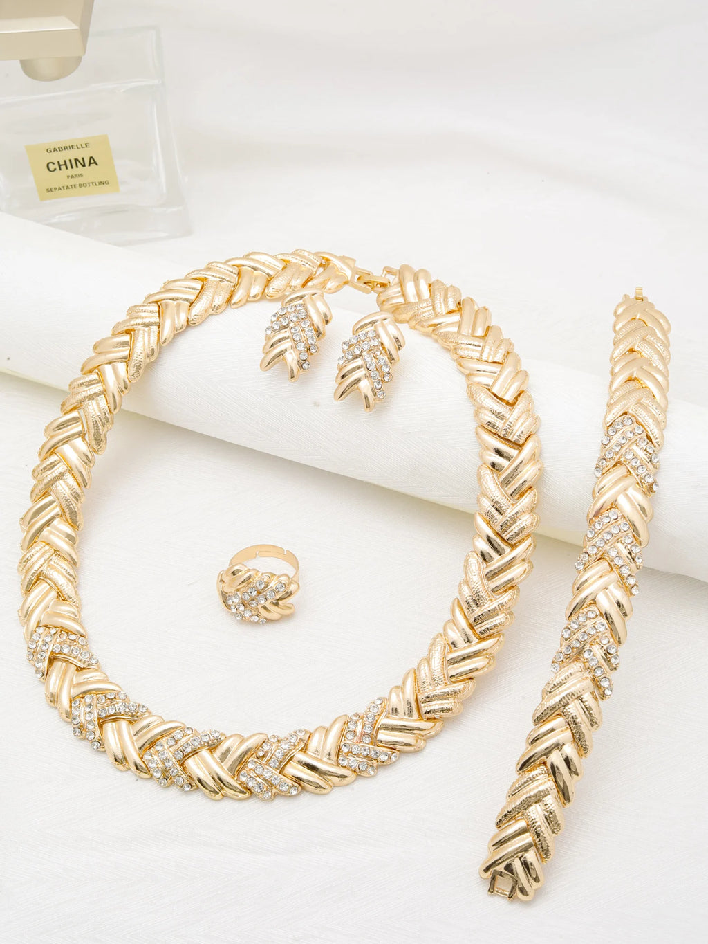 Étendre Dubai Luxury Gold Jewelry Set